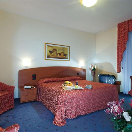 Hotel Terme Belsoggiorno Абано-Терме Экстерьер фото